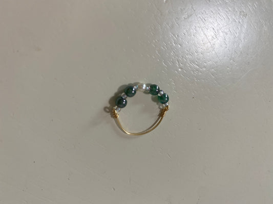 Green and Pearl Ring Size 4.5